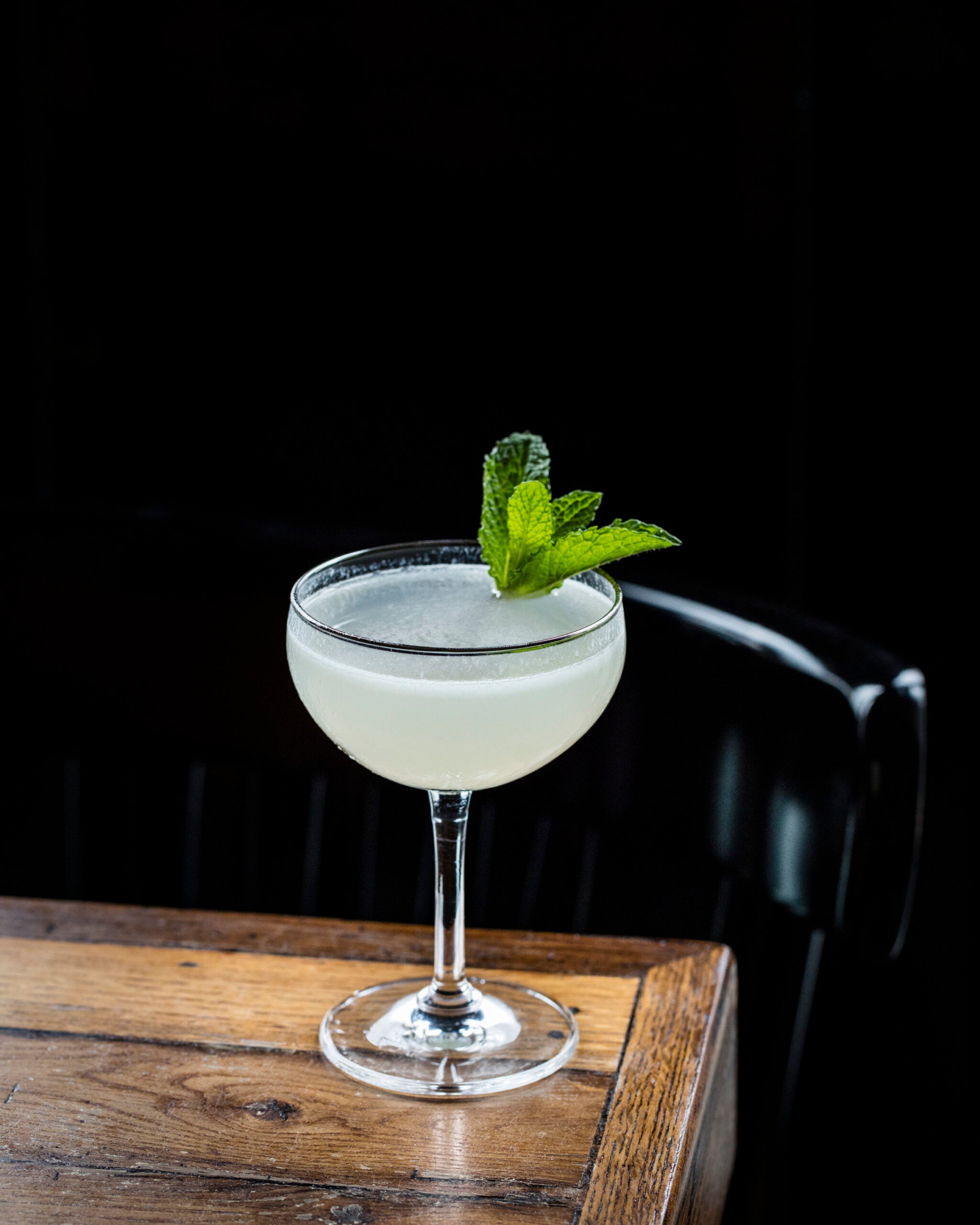 Southside cocktail with mint sprig
